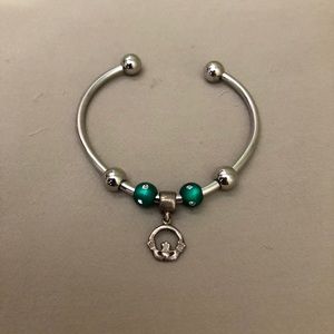 Irish bracelet